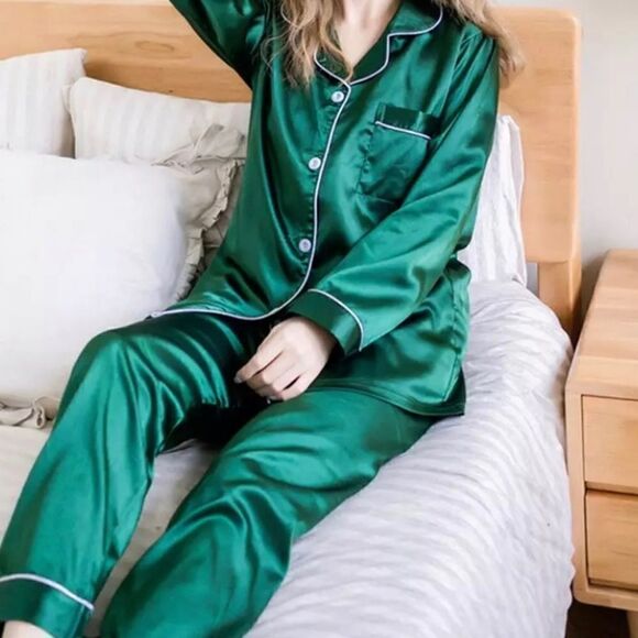 ☀️BOGO! Satin Pajama Set – Delphine by Fleur Cachee – Small Fit, NWT - Picture 1 of 3